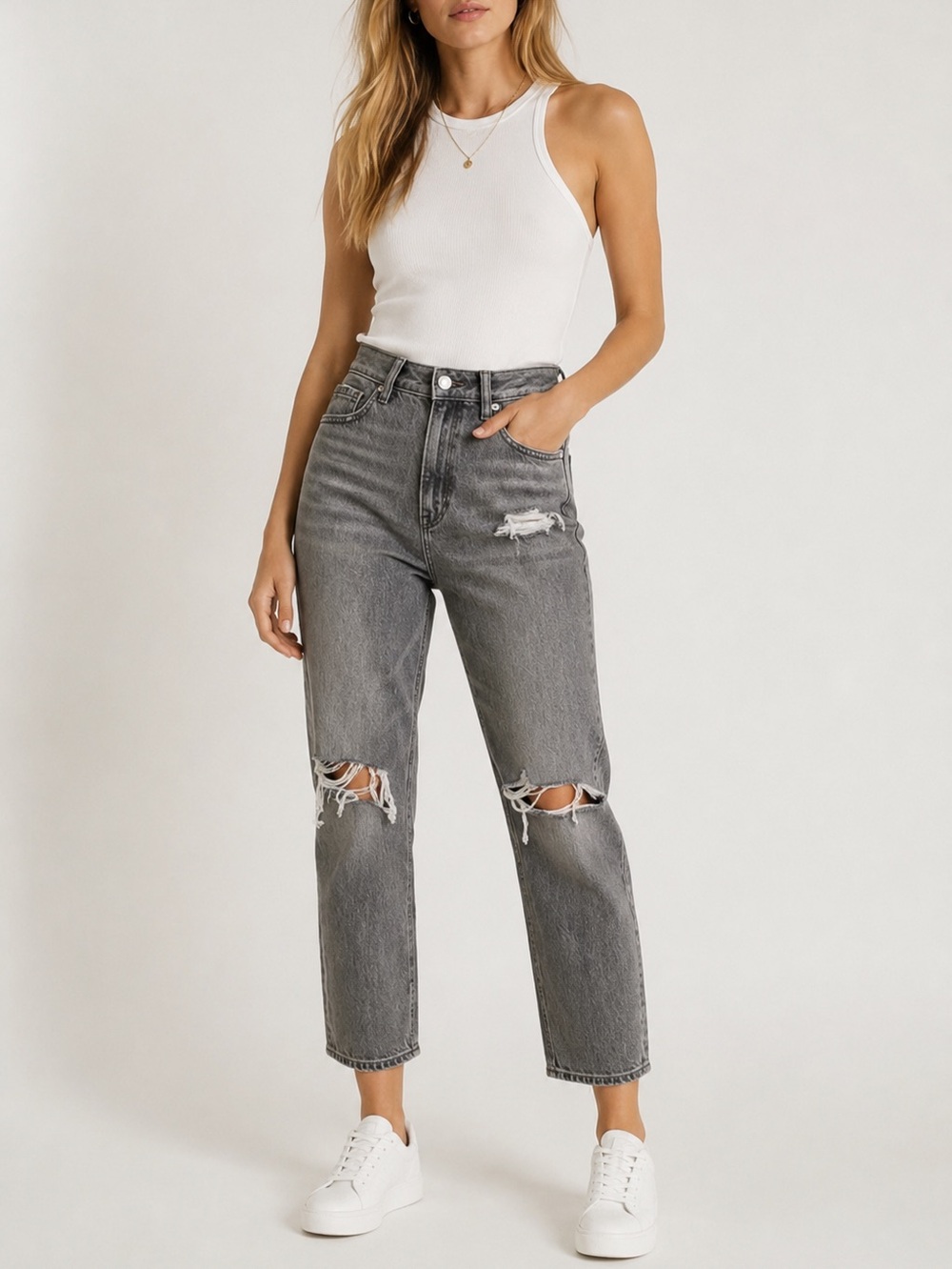 American Eagle 2 Short Mom Jeans Gray Women’s Distressed Ripped High Rise Frayed
